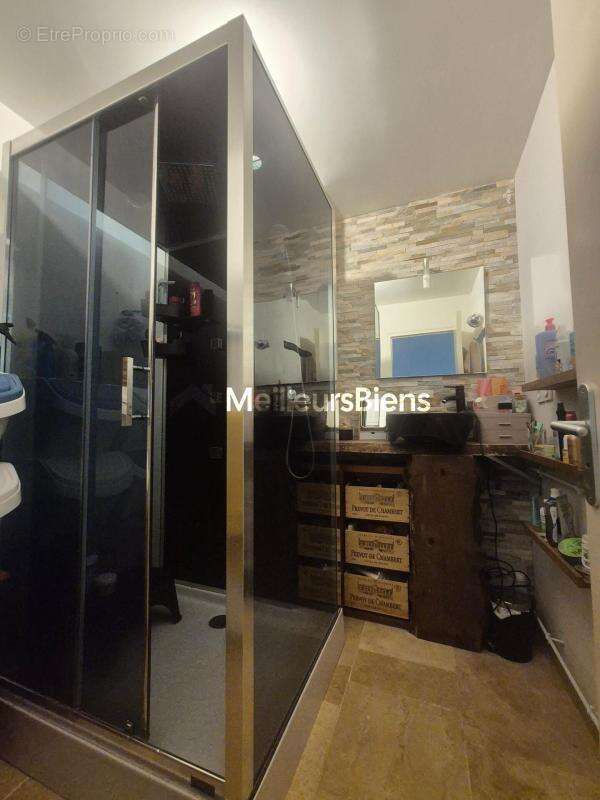 Maison mitoyenne de 80m², 4 pièces, 2 chambres sur un terrain de 354m² - photo 8