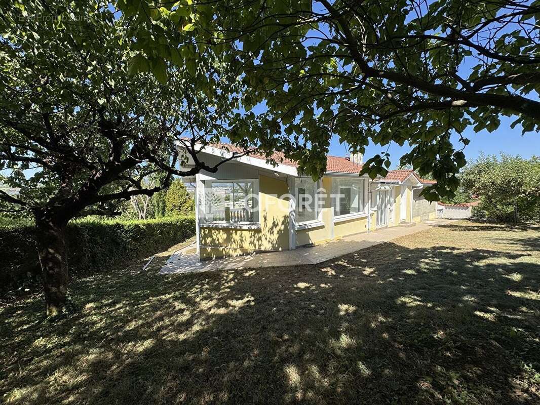 Maison à vendre Jassans Riottier 7 pièce(s) 235 m2 - photo 2