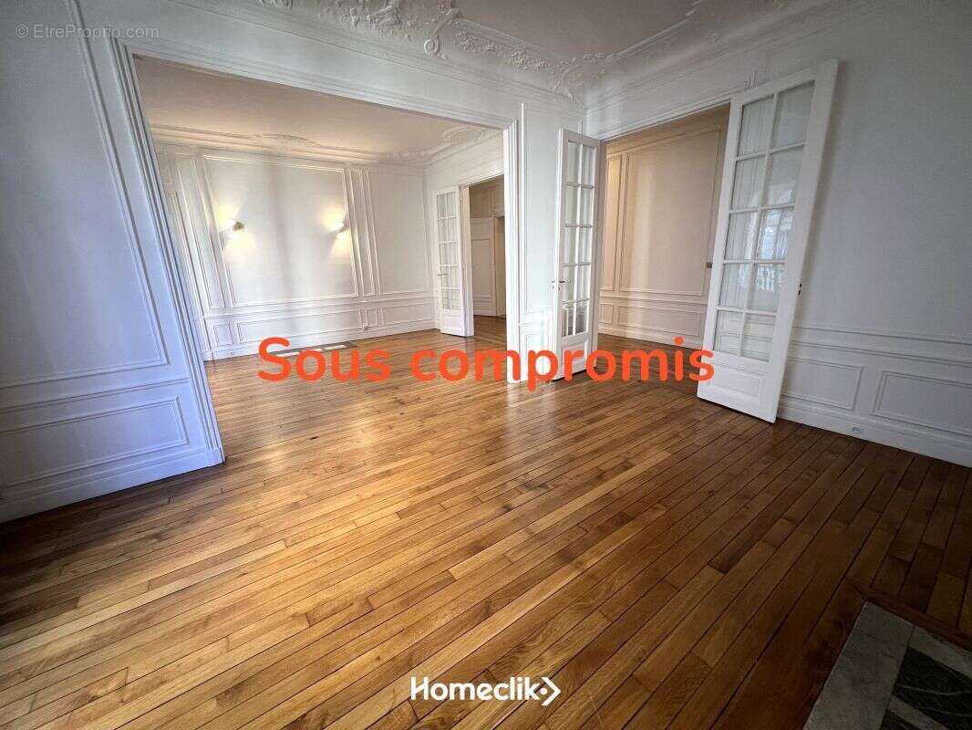 Appartement à PARIS-16E