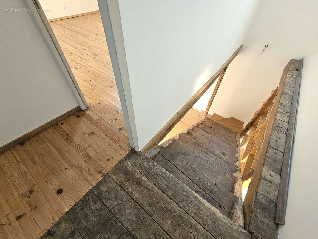 Maison à LA LOUBIERE