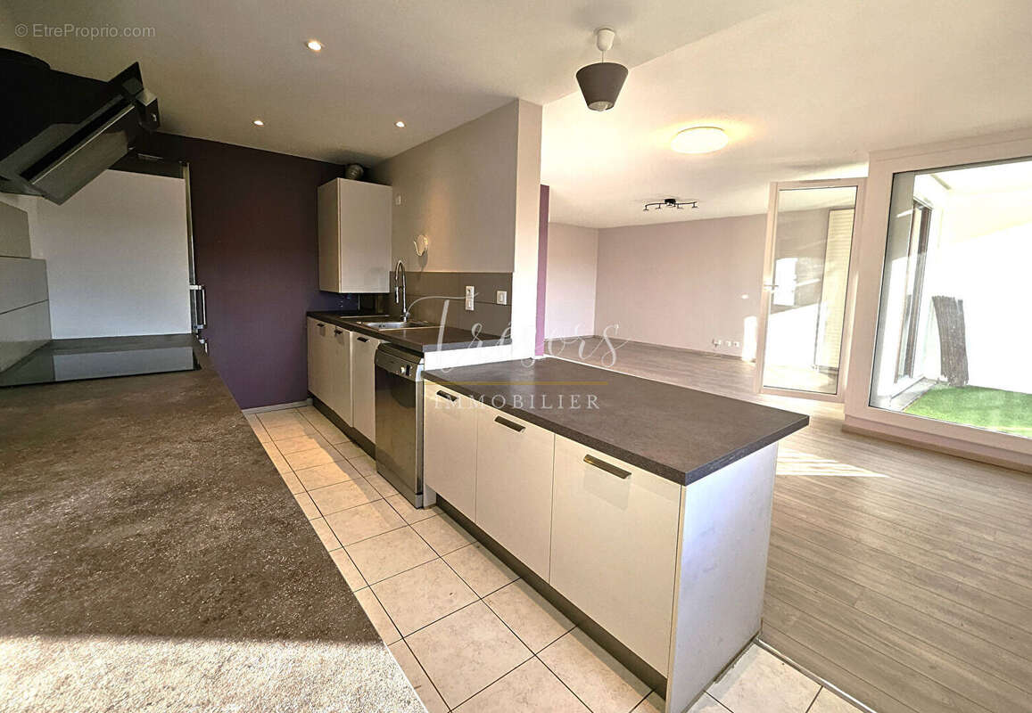 Annecy , quartier  ST MICHEL, appartement T4  de 87M2, - photo 2