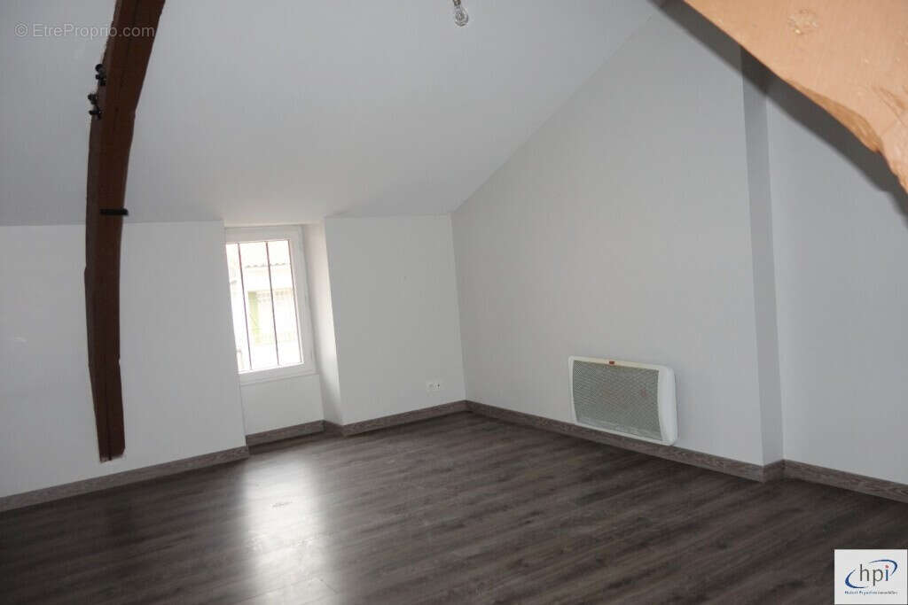 Appartement à SAINT-AFFRIQUE