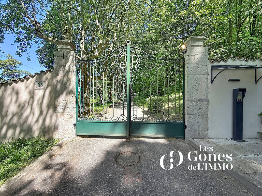 Appartement à CALUIRE-ET-CUIRE