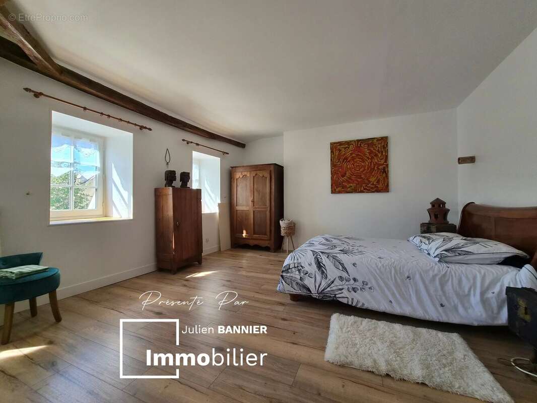 Maison à MAULE