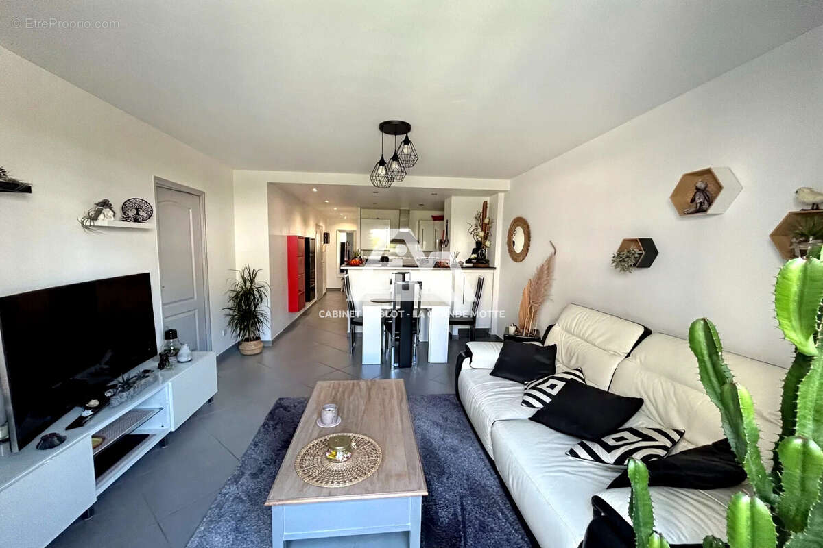 Appartement 56 m² à La Grande-Motte  - photo 2