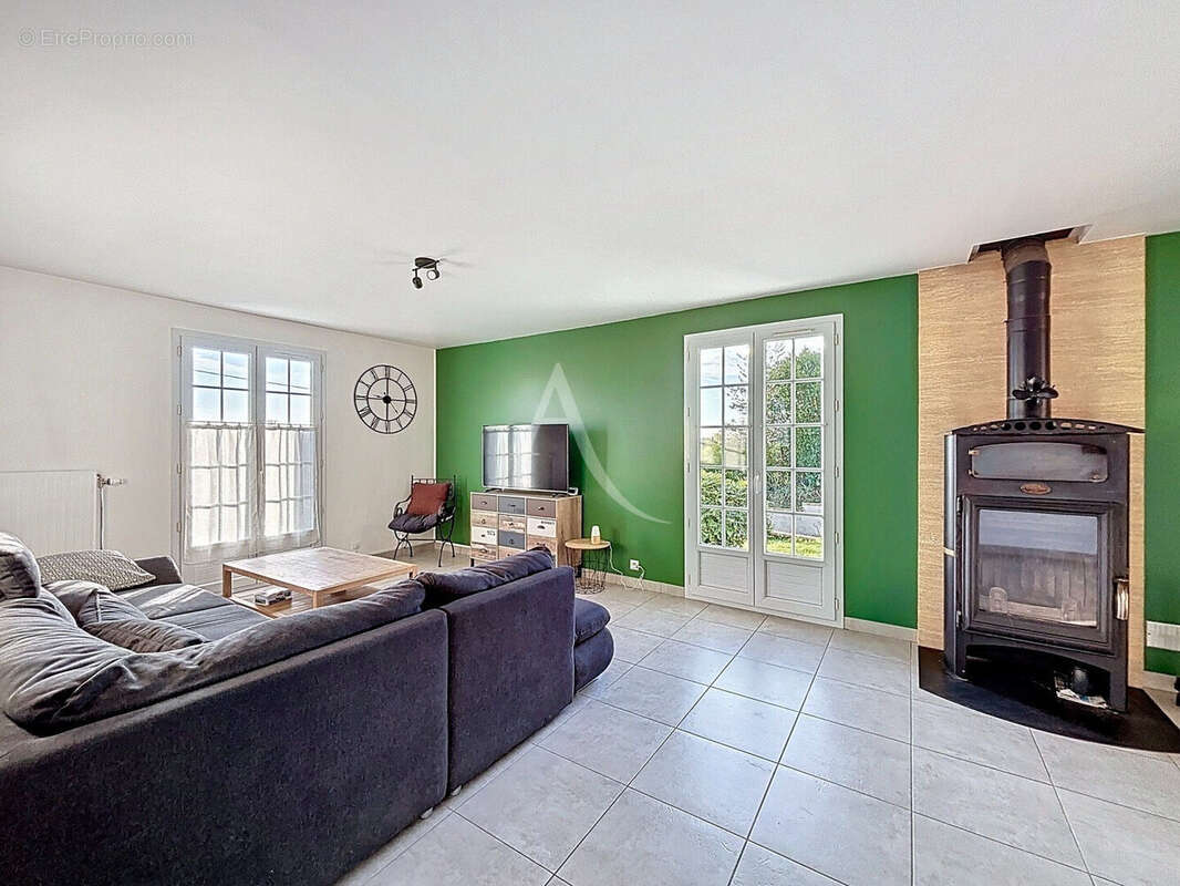 Maison à CREGY-LES-MEAUX