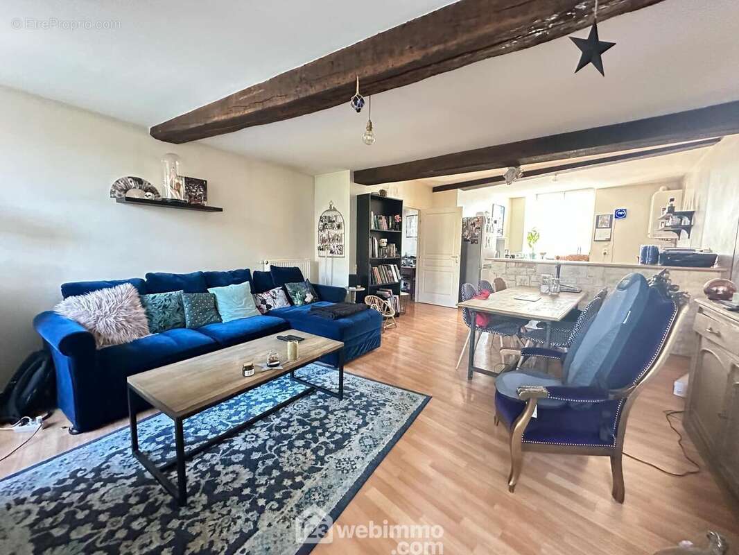Un séjour spacieux - Appartement à LAON