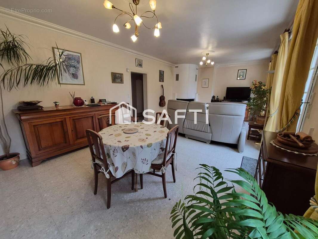 Photo 3 - Maison à LE GRAND-PRESSIGNY