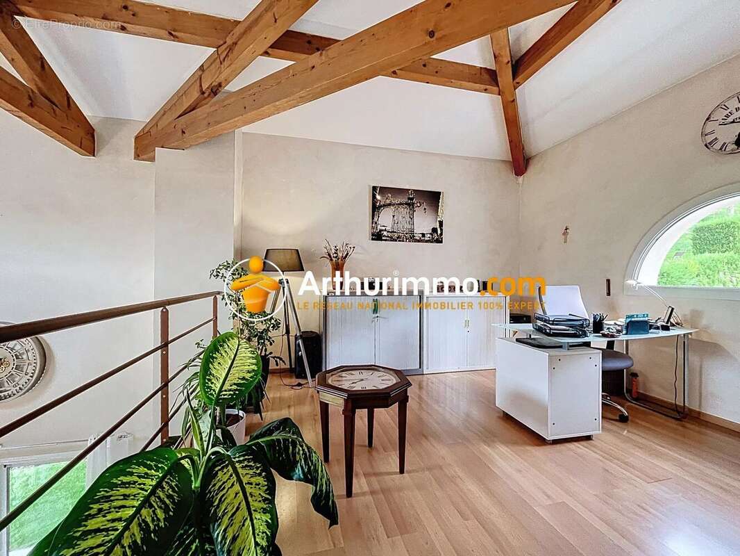 Maison à BOURGOIN-JALLIEU