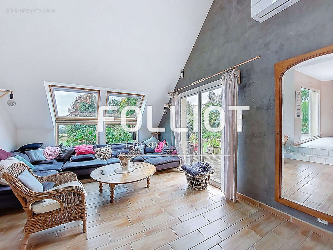 Maison à SAINTE-PIENCE