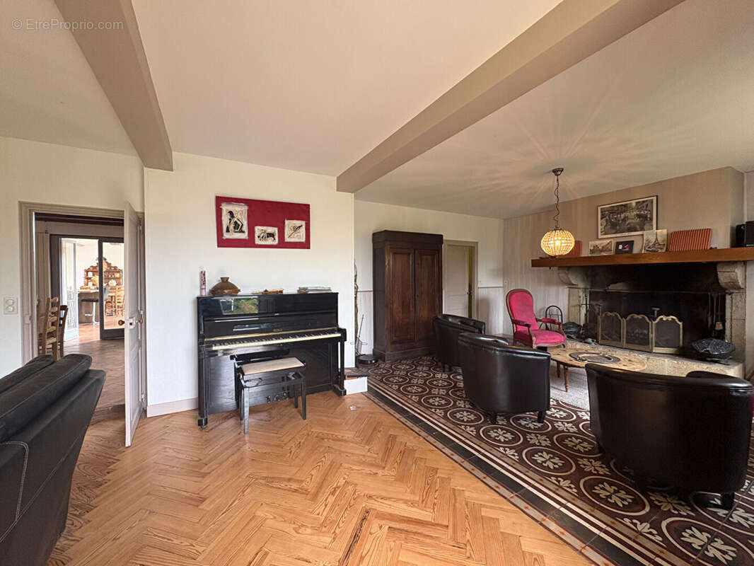Maison à PONTONX-SUR-L'ADOUR