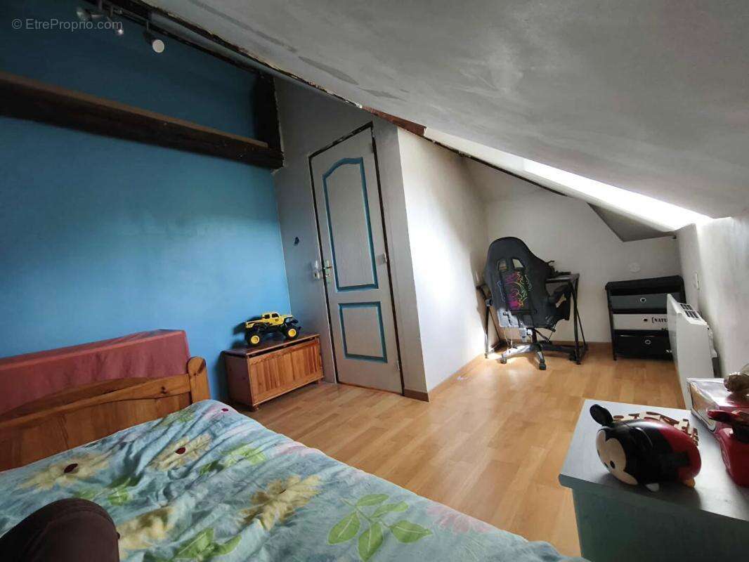 Maison à OISSEL