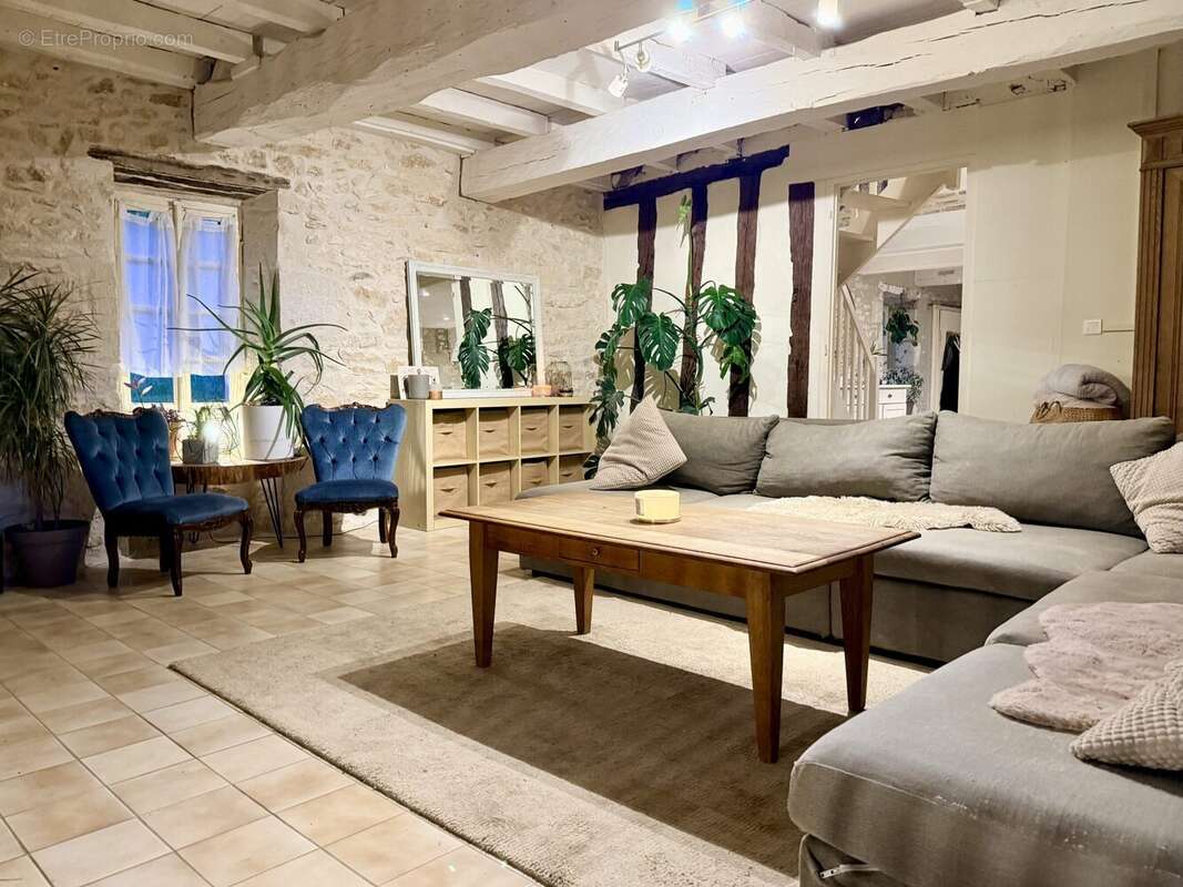 Maison à CASTILLONNES