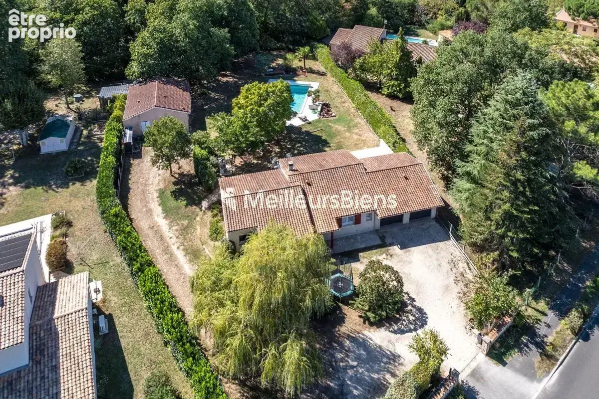 Ensemble Immobilier de 2 maisons - 145m² - piscine - photo 20