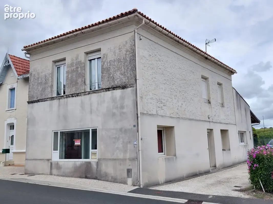 Photo Maison à Lorignac au prix de 155 000€