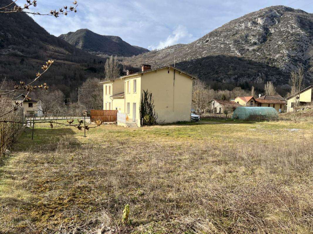 Maison à TARASCON-SUR-ARIEGE