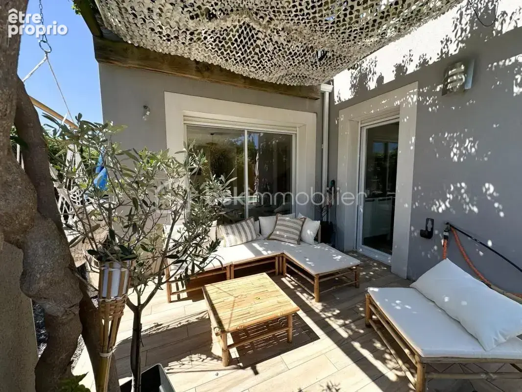 Maison avec piscine et terrasse dominante - photo 2