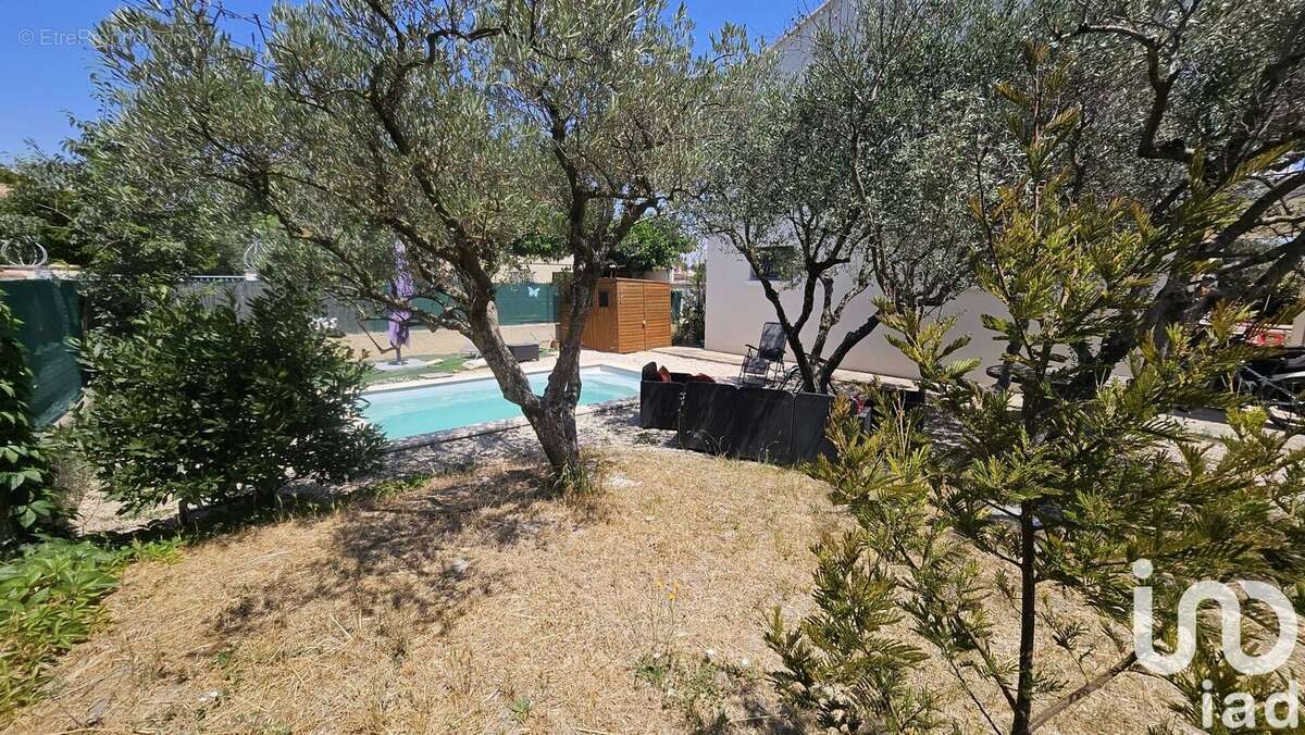 Photo 3 - Maison à SAINT-SATURNIN-LES-AVIGNON