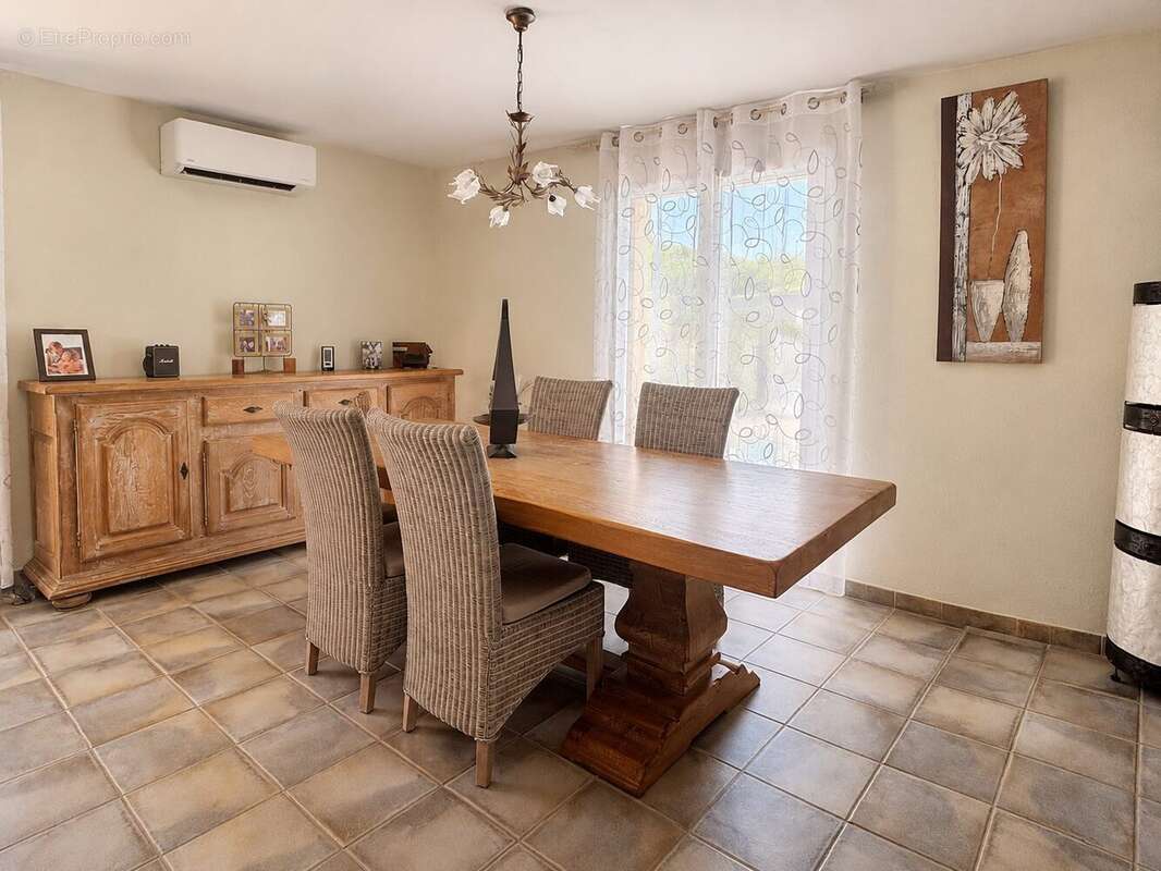 Maison 83 m² à Marignane  - photo 7