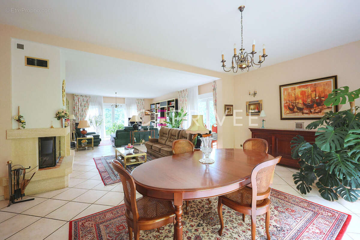 Maison à MALZEVILLE