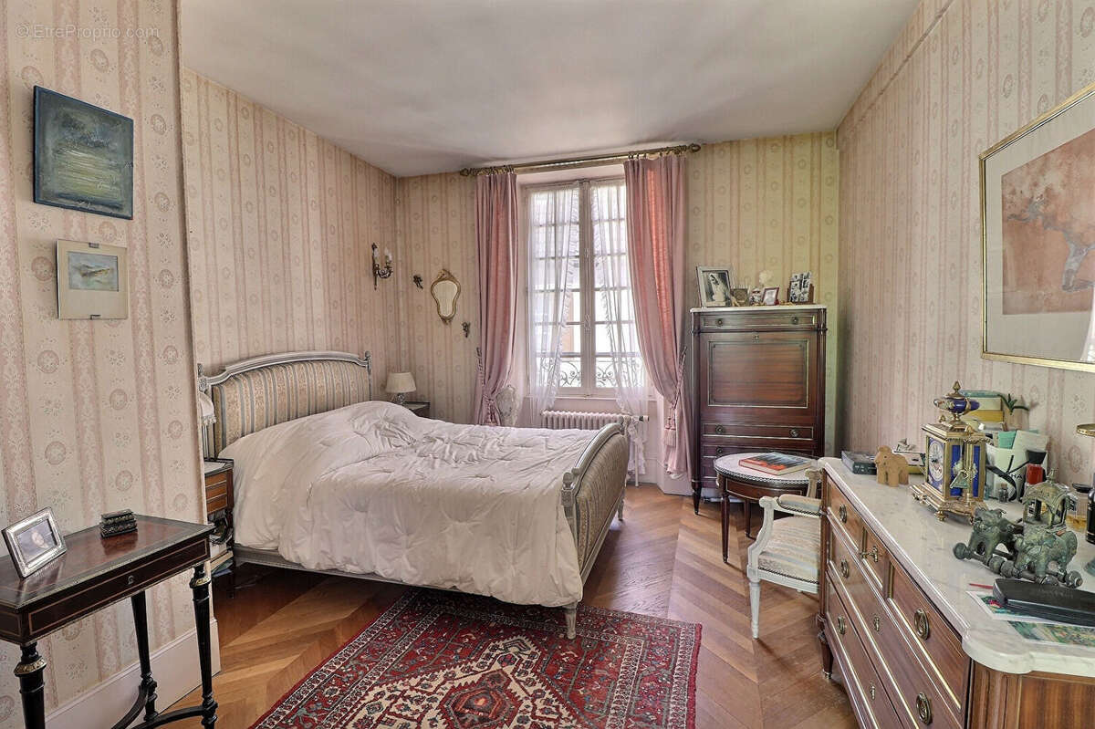 Maison à EPERNON