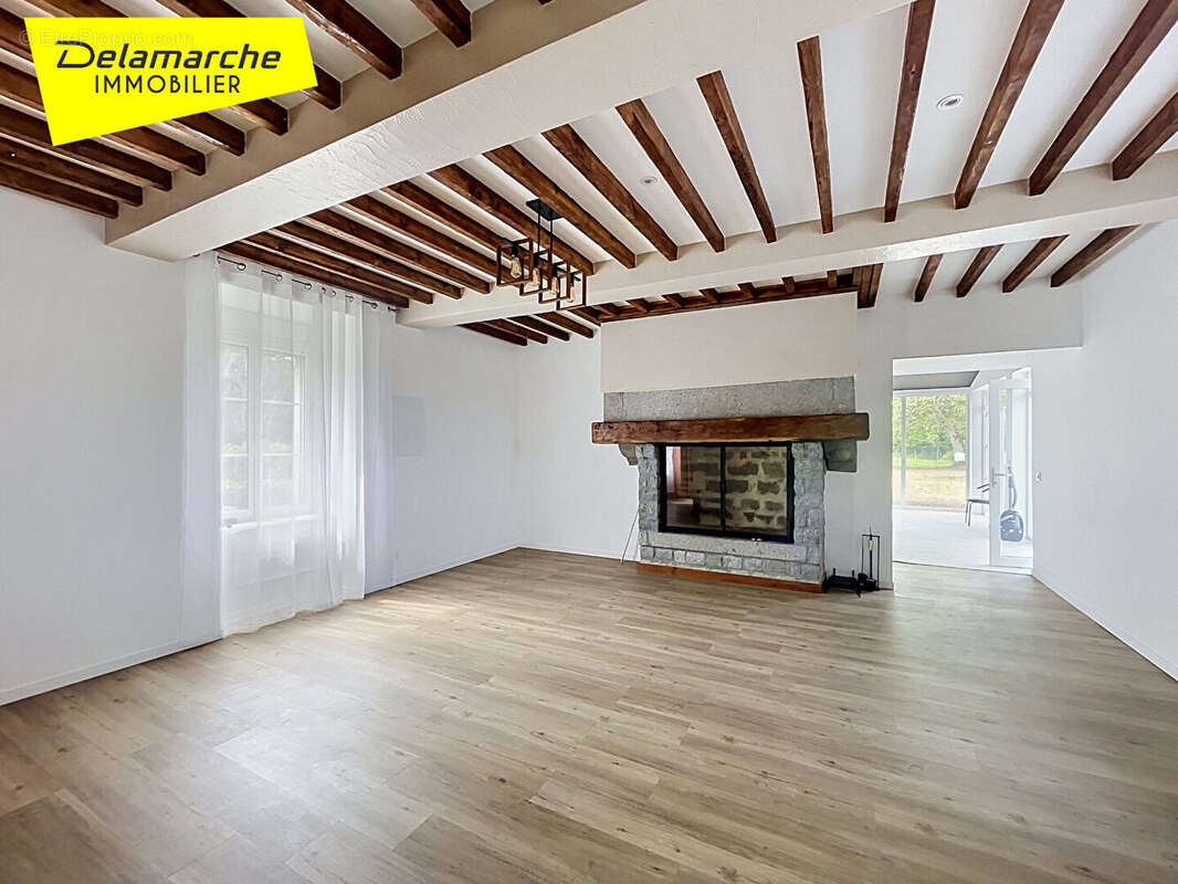 EXCLUSIVITE 5 min VILLEDIEU LES POELES (50800) maison de campagne 6 pièces rénovée sur 4ha avec dépendances - photo 3