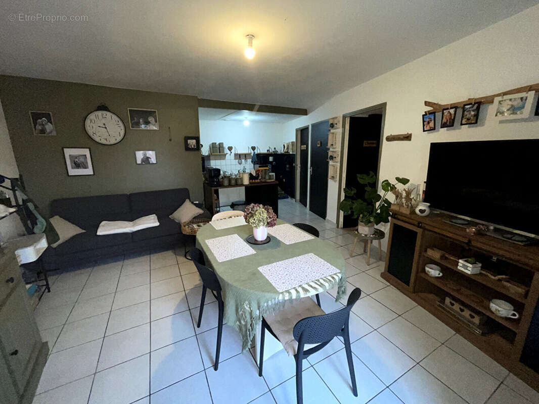 Appartement à ETREUX