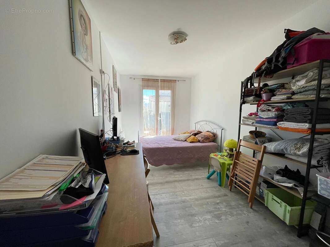 Maison à VILLENEUVE-DE-LA-RAHO