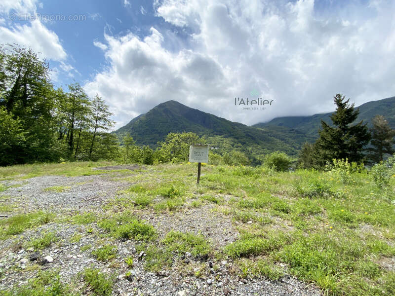 Terrain à SAINT-LARY-SOULAN