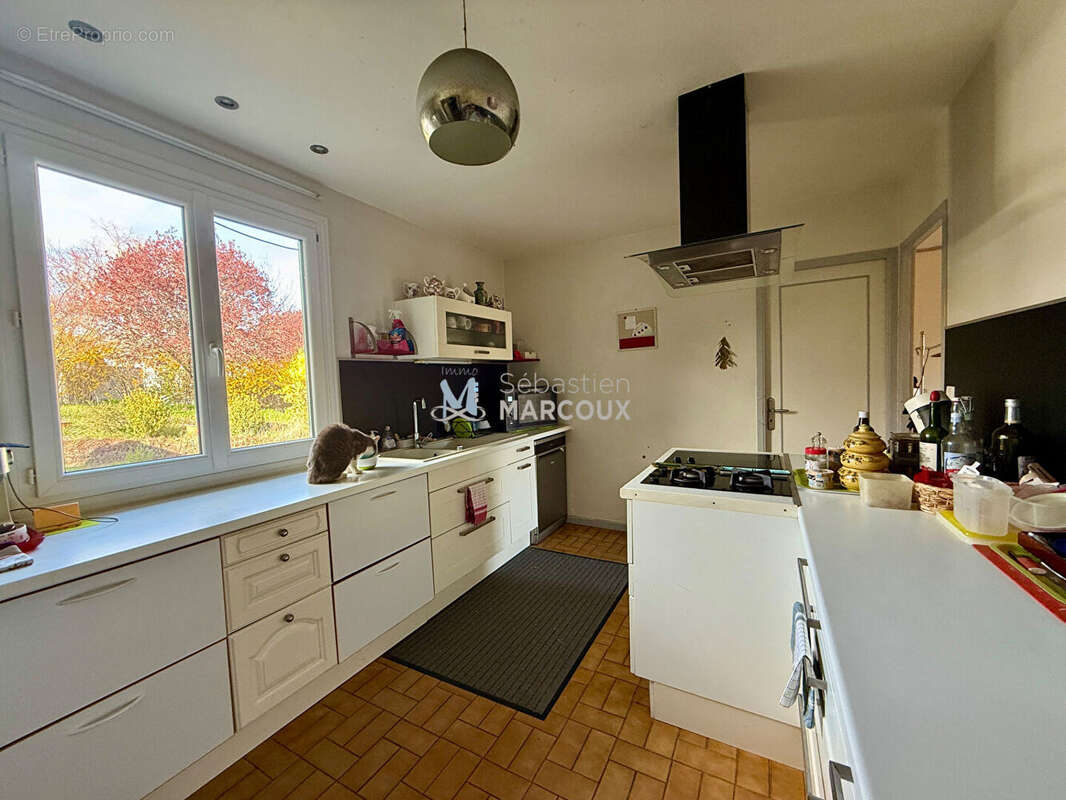 Maison à BOISSET-SAINT-PRIEST