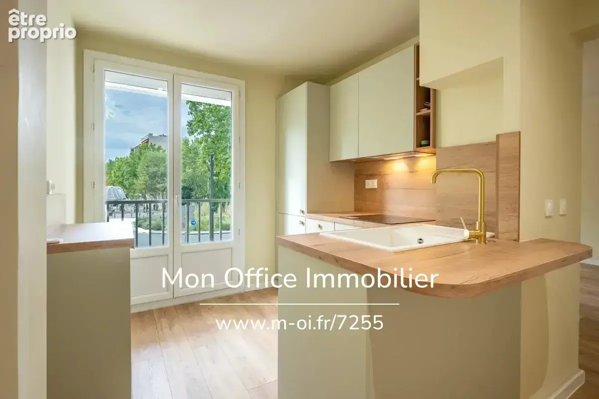 Référence : 7255-BMA - Appartement T4 rénové Centre Ville - photo 4