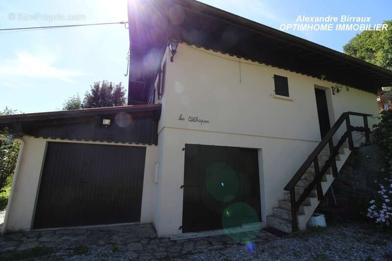 Maison à CHATILLON-SUR-CLUSES