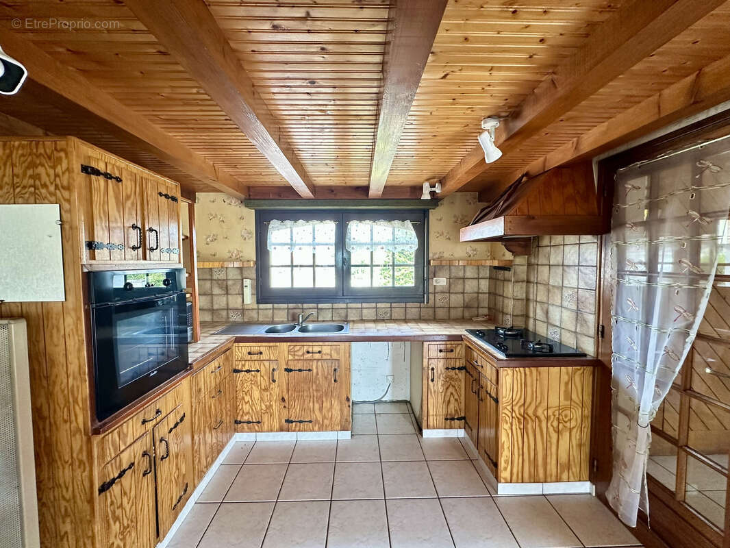 Maison à COMMEQUIERS