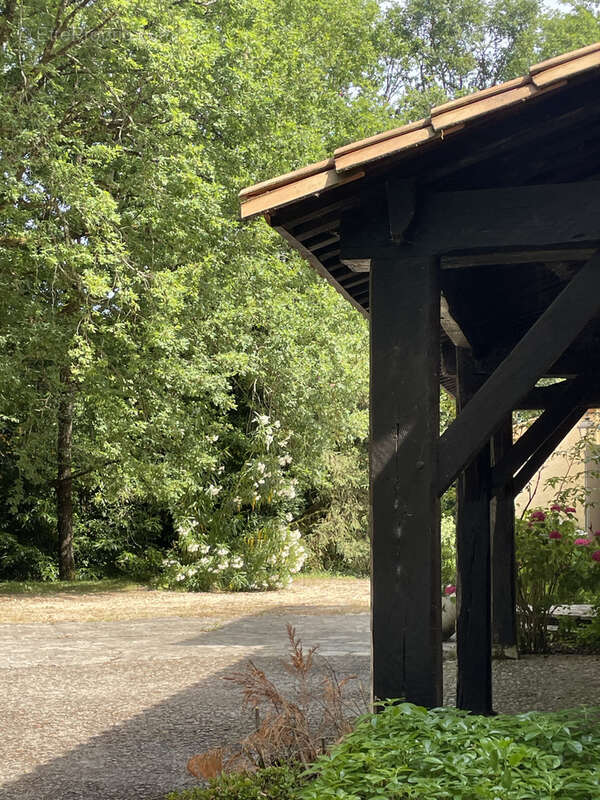Maison à GARAT