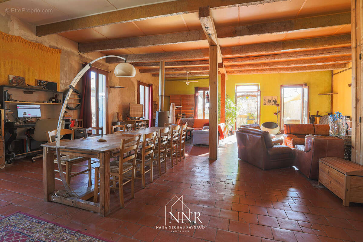 Maison à SAINT-FELIX-DE-LODEZ