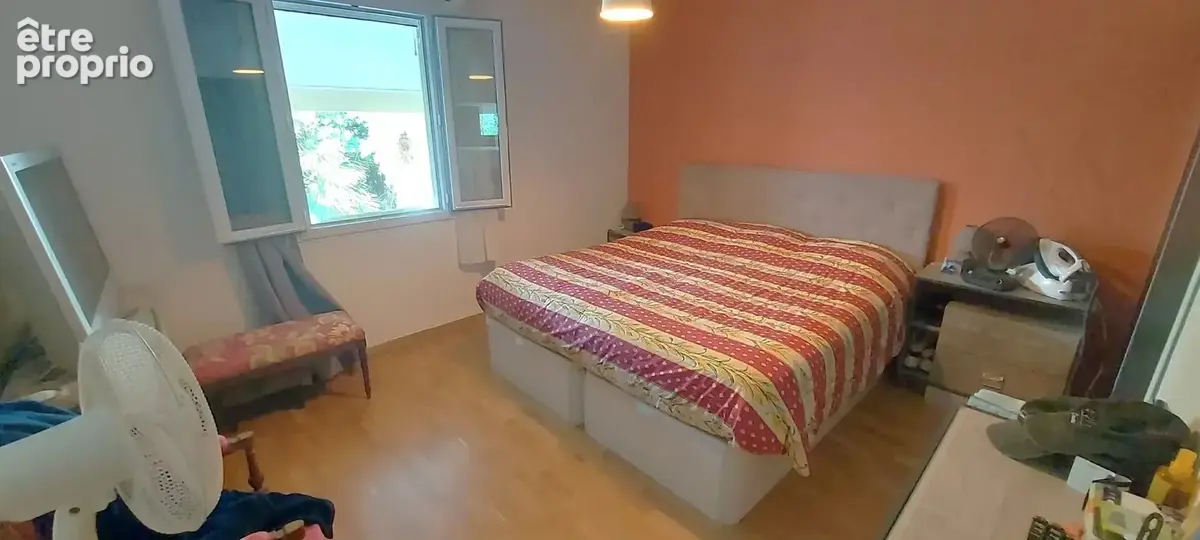 Villa T4/5 de plain-pied avec piscine, ainsi qu'un appartement T2 indépendant et des dépendances. - photo 19