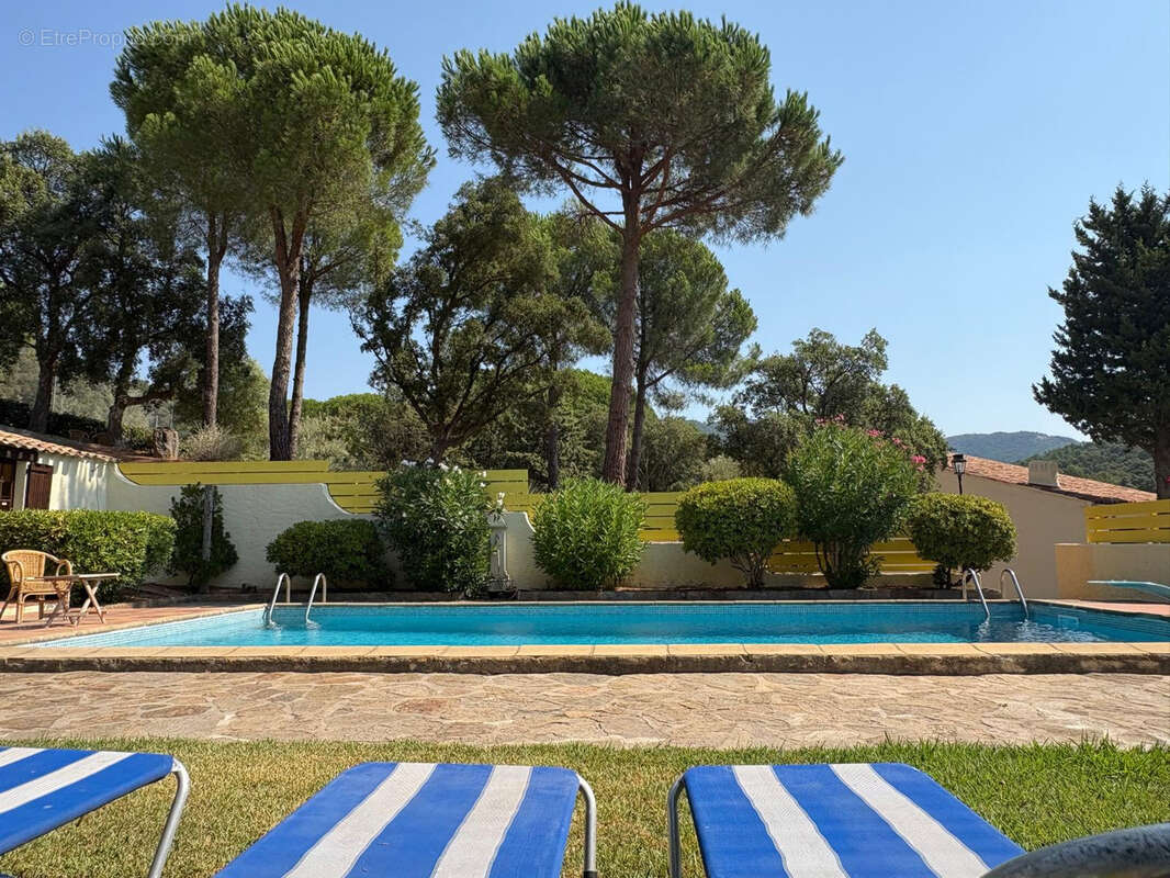 Maison à BORMES-LES-MIMOSAS