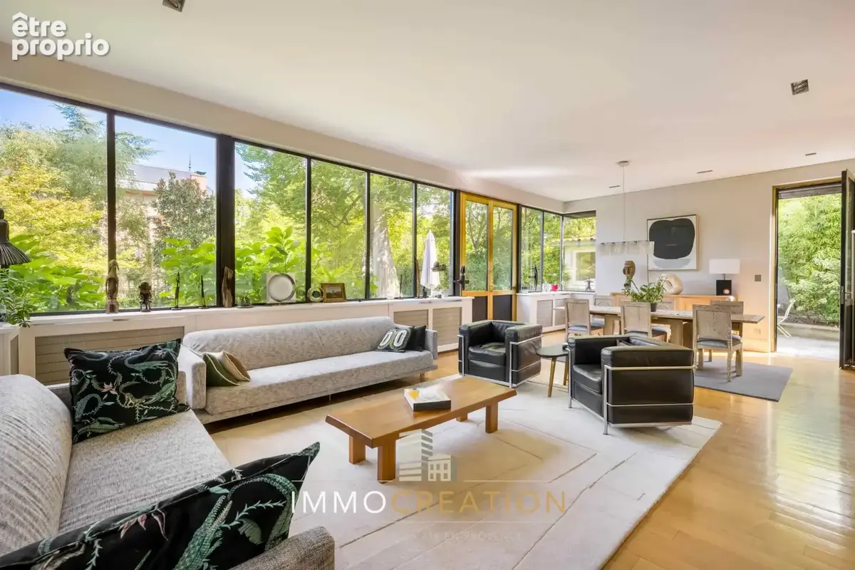 Propriété exceptionnelle de grand standing, climatisée, sur 1000 m2, piscine, à vendre à LYON 3 Montchat PArc - photo 2