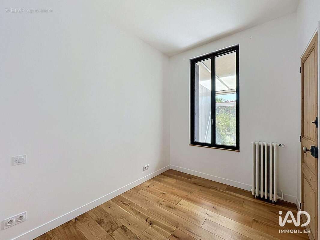 Maison 80 m² à La Rochelle  - photo 5