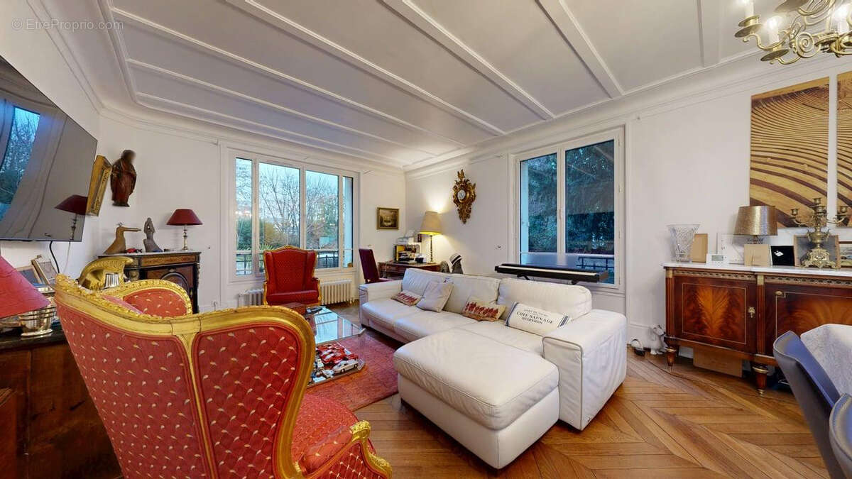 Appartement à NANTERRE