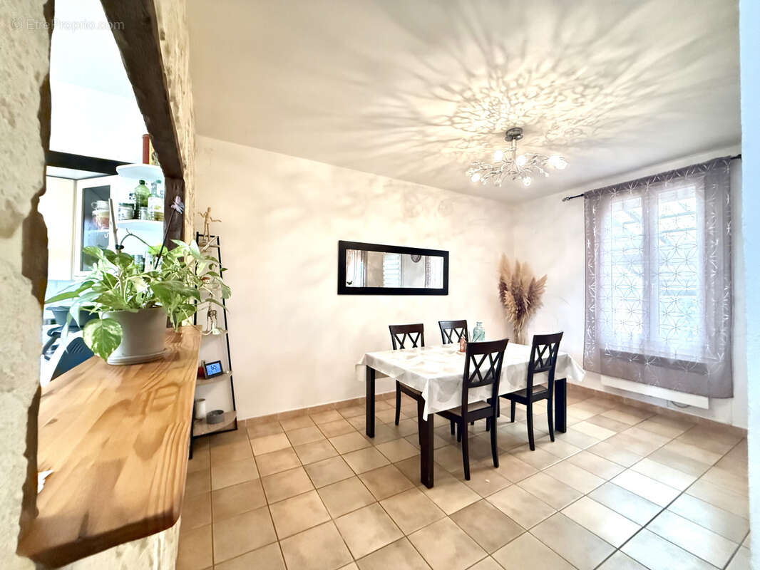 Maison à SAINT-HIPPOLYTE