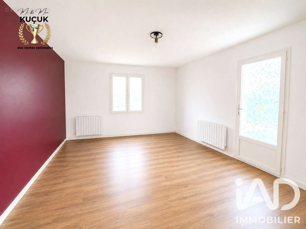 Maison 107 m² à Saint-Pere-Sur-Loire  - photo 8