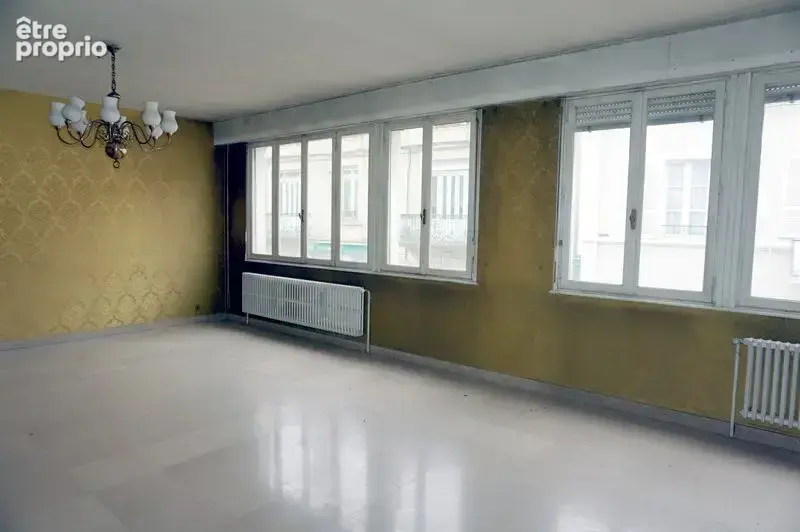 Digoin, Local commercial et appartements - photo 10