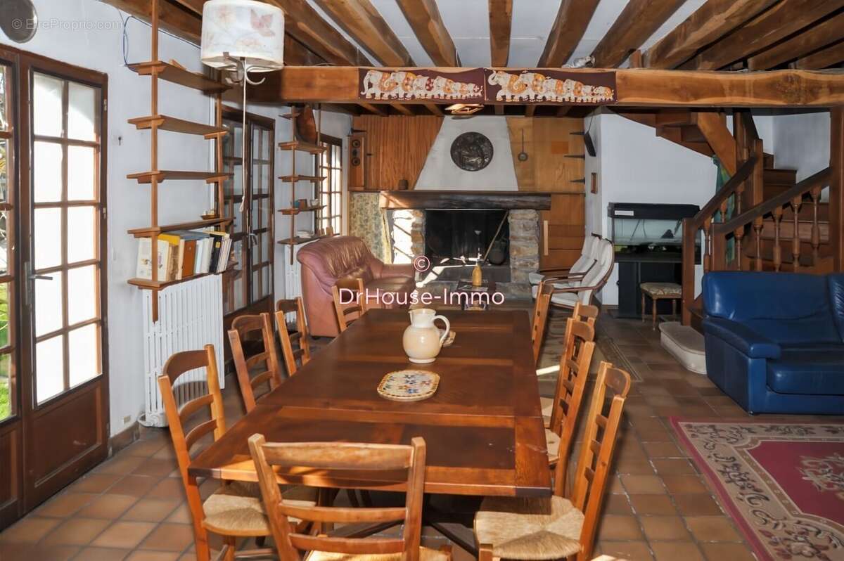 Maison à BUSSY-SAINT-GEORGES