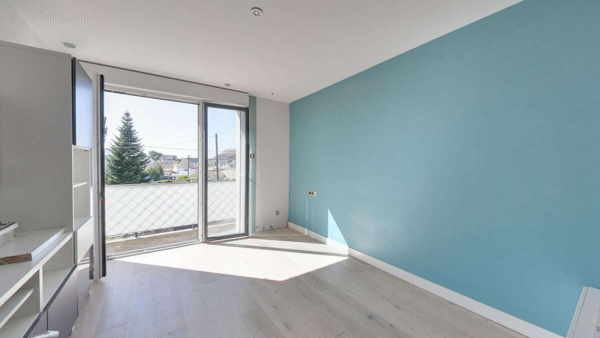 Maison à OZOIR-LA-FERRIERE