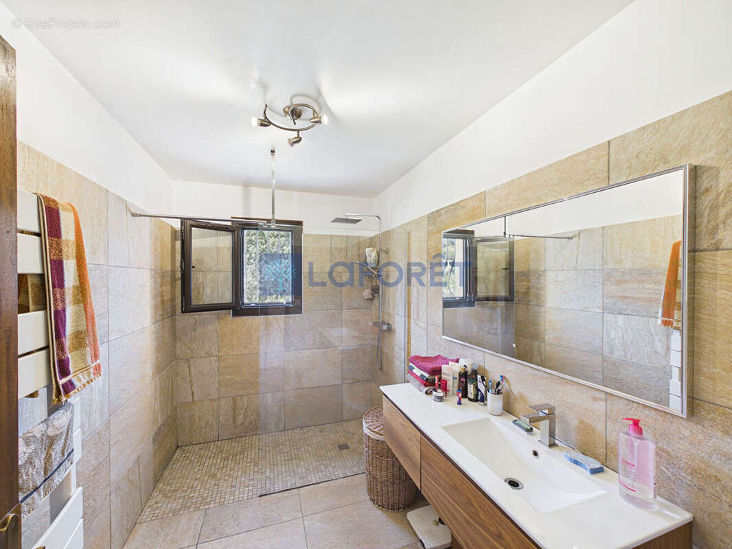 Maison à BELVEDERE-CAMPOMORO