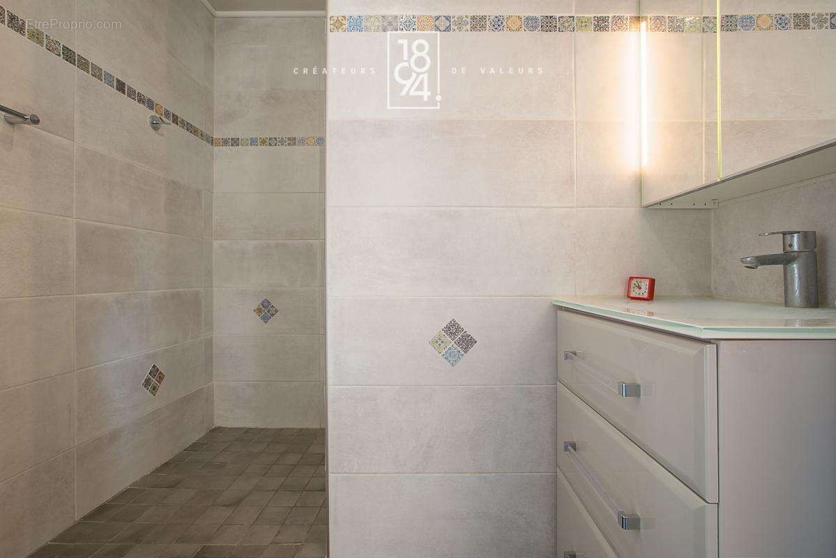 Appartement à MARSEILLE-12E
