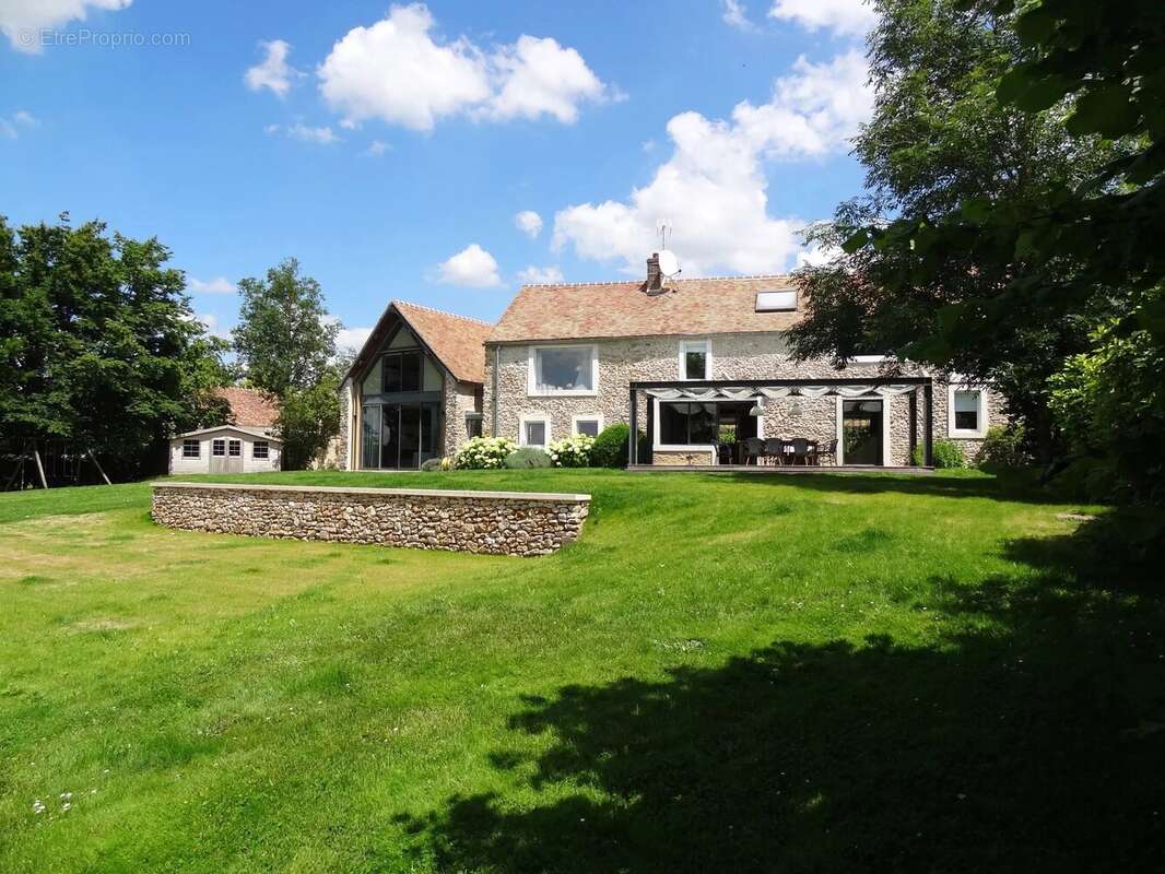 Maison à MONTFORT-L&#039;AMAURY