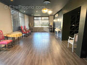 Commerce à TETEGHEM