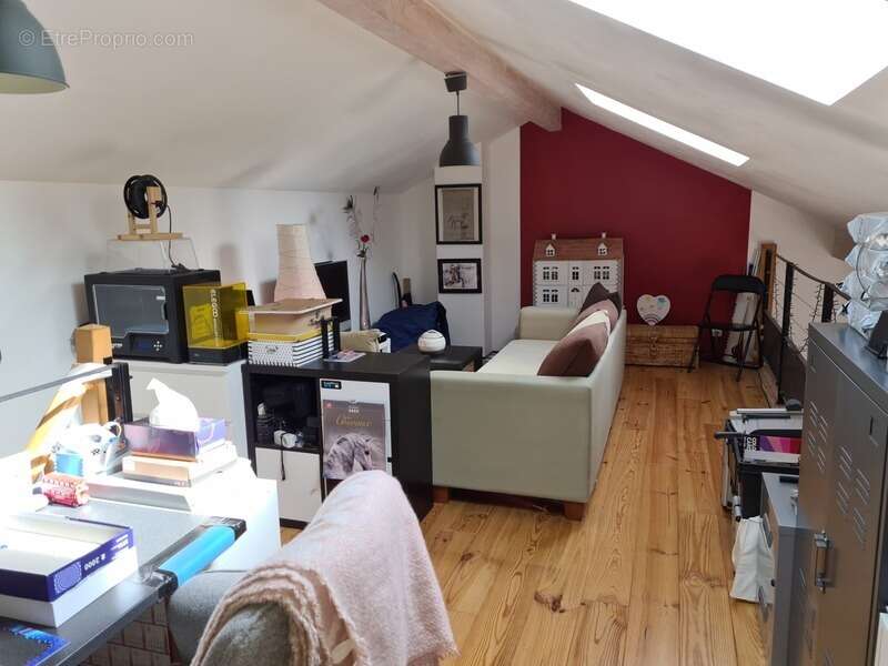 Maison à RUELLE-SUR-TOUVRE